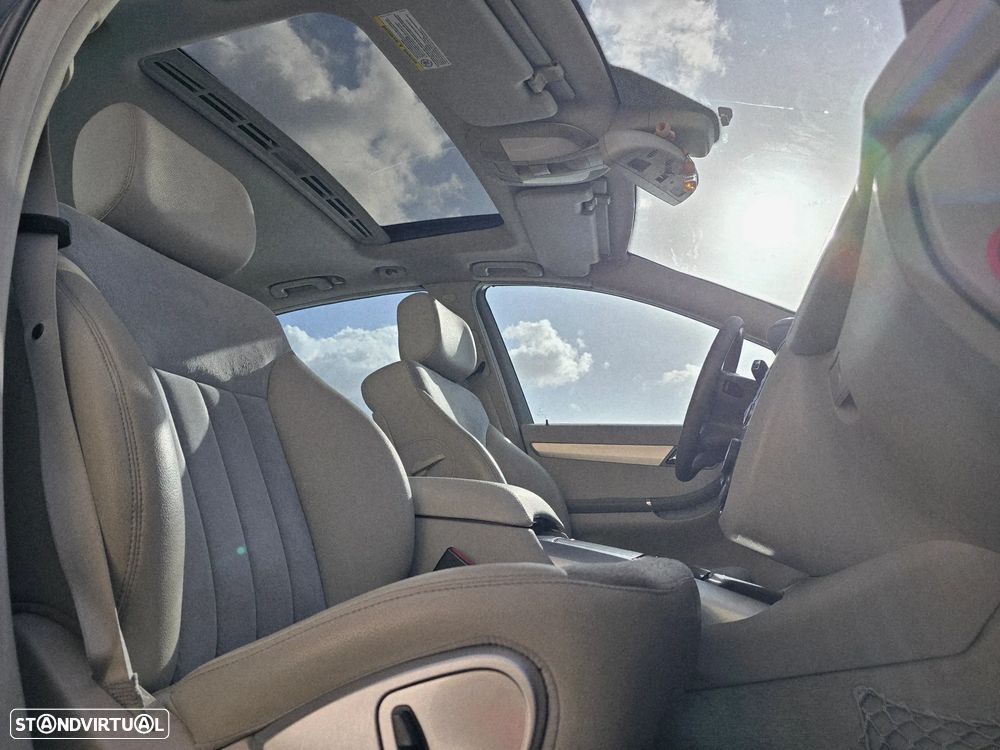 Mercedes-Benz R 320 CDi 4-Matic - 13