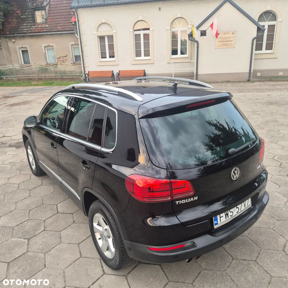 Volkswagen Tiguan 2.0 TDI DPF 4Motion BlueMotion Technology Lounge Sport & Style - 7