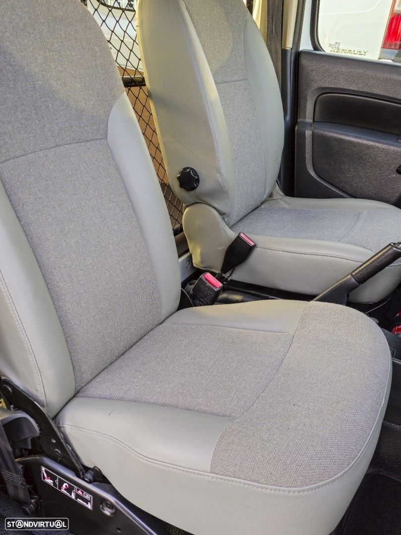 Renault Kangoo 1.5 dCi Maxi Confort - 15