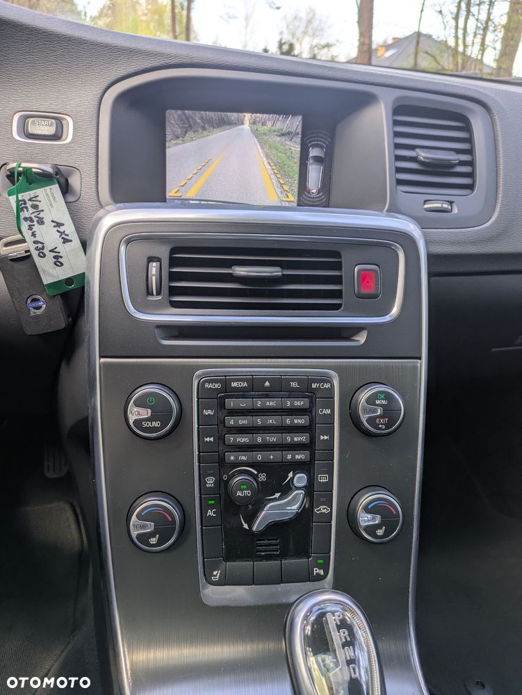 Volvo V60 D4 AWD Summum - 19