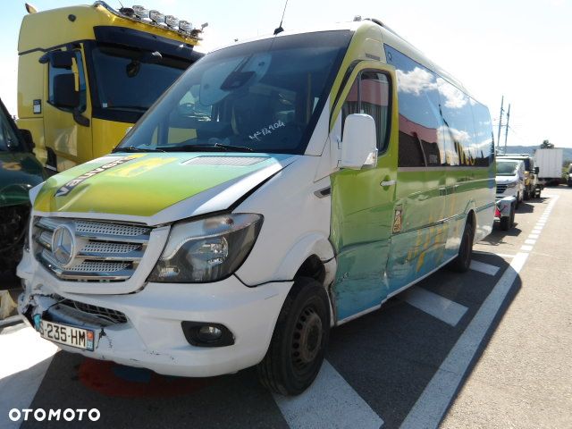 Mercedes-Benz SPRINTER 11 - 8