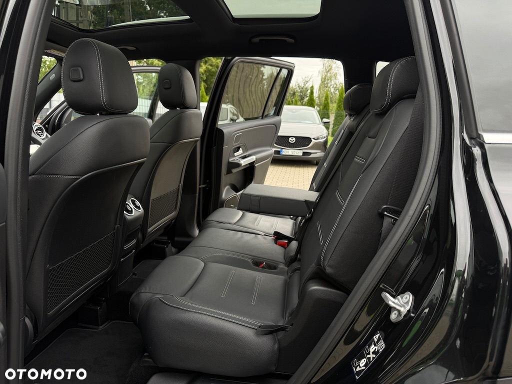 Mercedes-Benz GLB 220 d 4-Matic 8G-DCT - 35