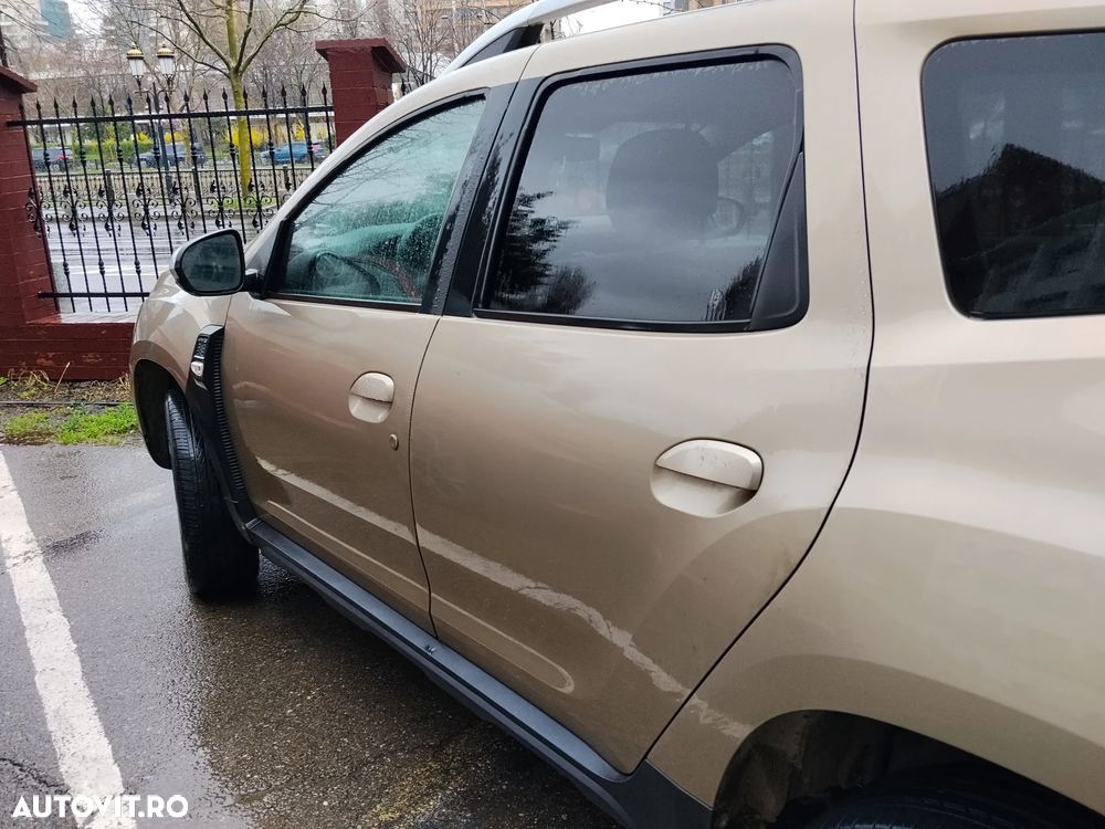 Dacia Duster 1.6 SCe 4WD Prestige jante 17" - 4