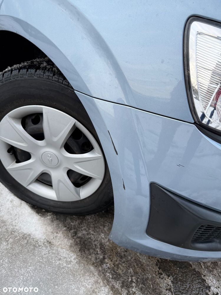 Chevrolet Aveo - 23