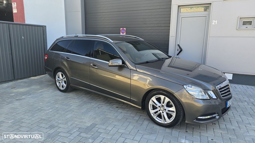 Mercedes-Benz E 300 Bluetec Hybrid Avantgarde - 4