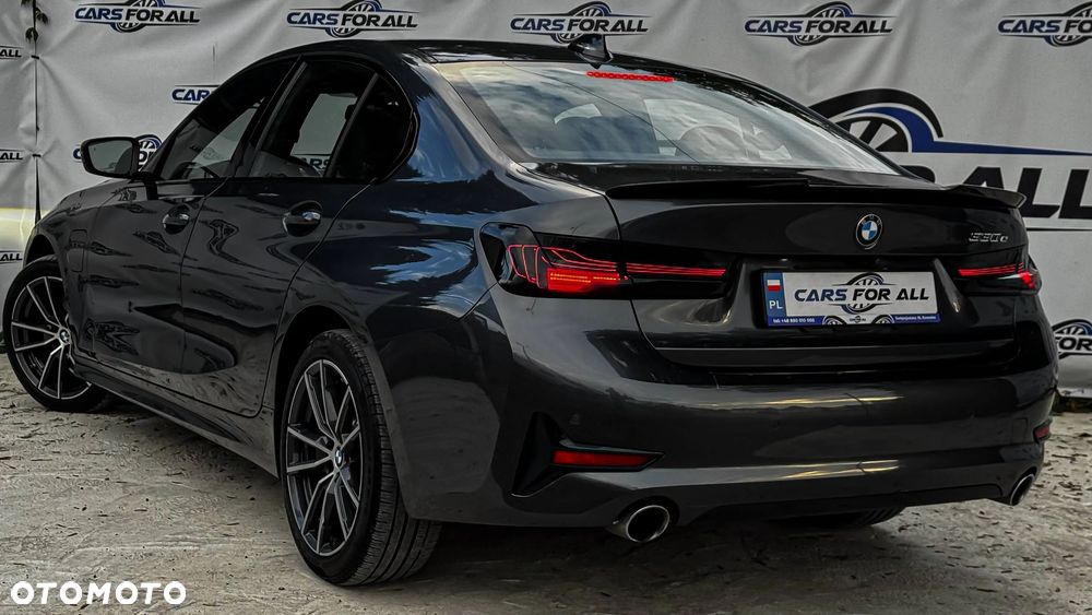 BMW Seria 3 330i Luxury Line - 5