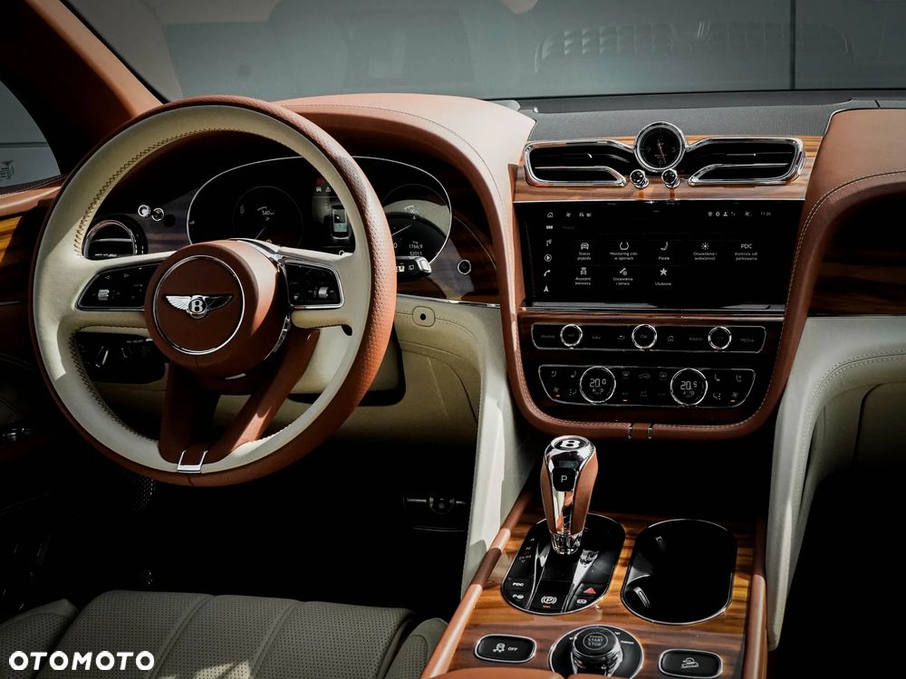 Bentley Bentayga - 32