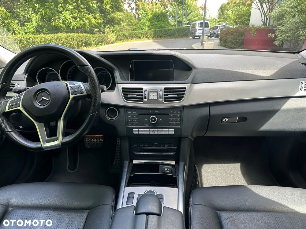 Mercedes-Benz Klasa E 250 BlueTEC 4-Matic Avantgarde - 22