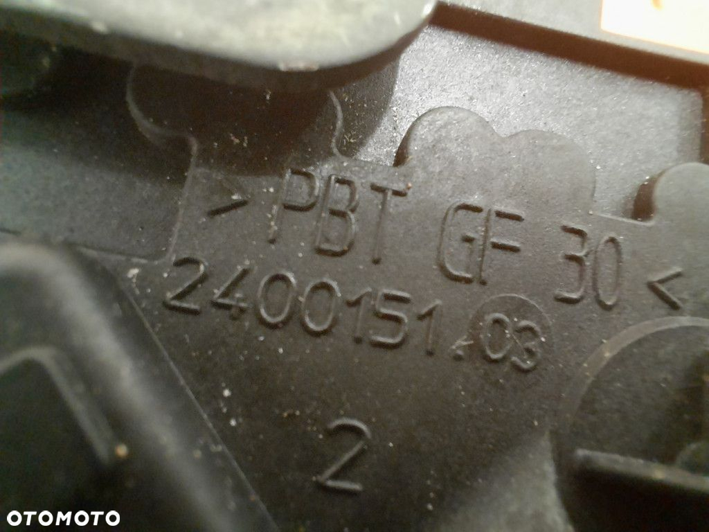 VOLVO V50 I 03-11 KOMBI KLAMKA ZAMEK DRZWI PRZÓD PRAWY 240015103 426-26 - 7