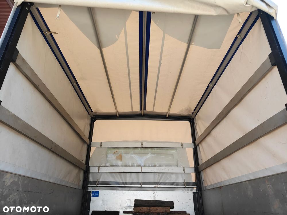 Plandeka ze stelażem Volkswagen Crafter - 7