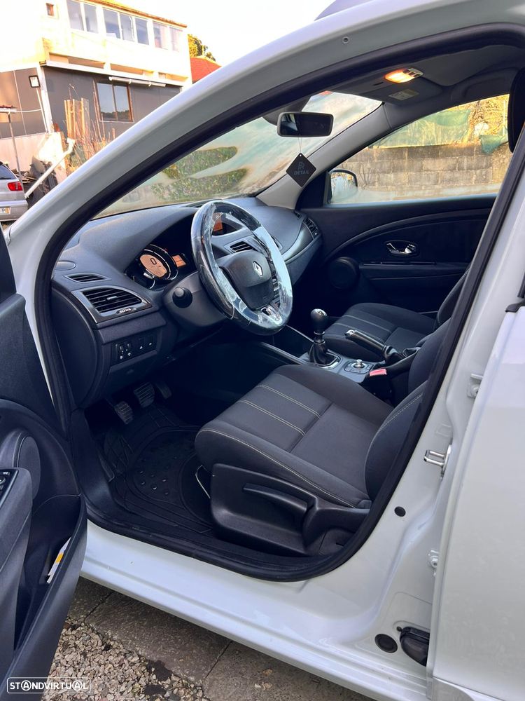 Renault Mégane Sport Tourer 1.5 dCi Dynamique - 5