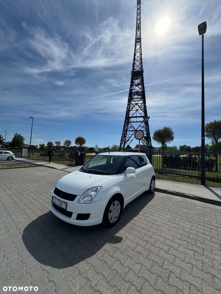 Suzuki Swift 1.3 Classic - 2