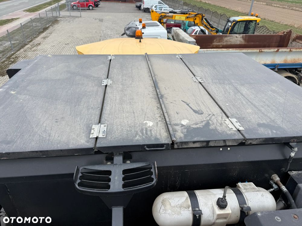 New Holland CX 5090- rok 2013 - 26