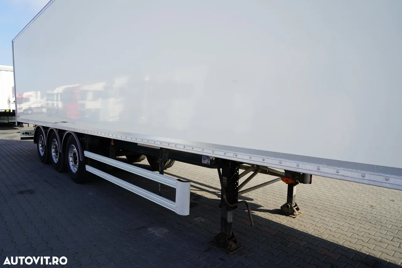 Fruehauf / CONTAINER / KOFFER / OBLOANE RULANTE / PODEA FOARTE REZISTENTĂ: ȘI PLĂCI - 9