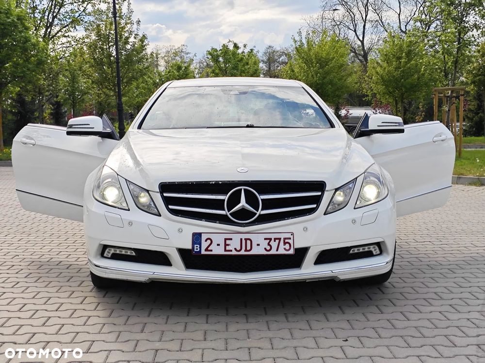 Mercedes-Benz Klasa E 220 CDI DPF BlueEFFICIENCY 7G-TRONIC Avantgarde - 5
