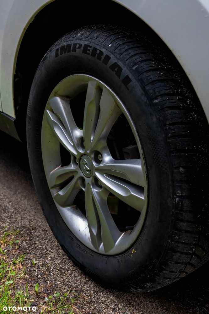 Hyundai ix35 2.0 CRDi 4WD Premium - 9