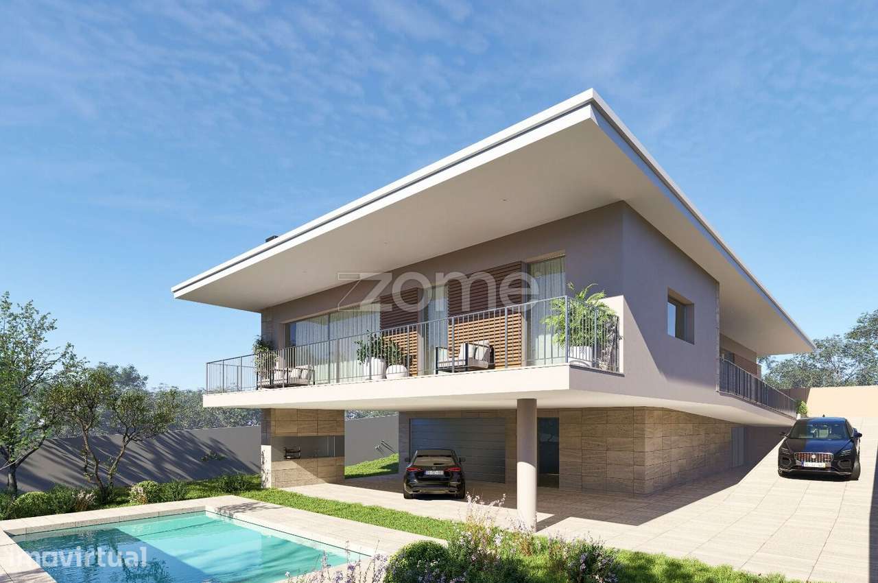 Terreno Urbano com 740m2, em Santa Maria da Feira