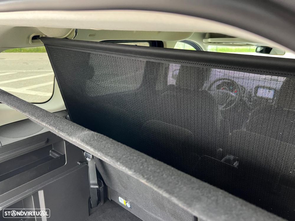 Ford Tourneo Courier - 21