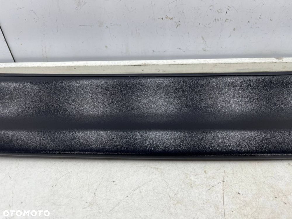 Spoiler Mitsubishi L200 06r- lotka na dach bagażnika zabudowy HARDTOP Road Ranger na szybe otwieraną - 4