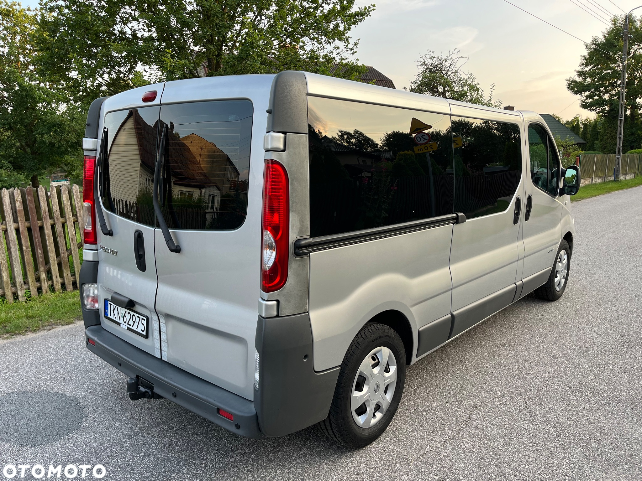 Renault TRAFIC - 4