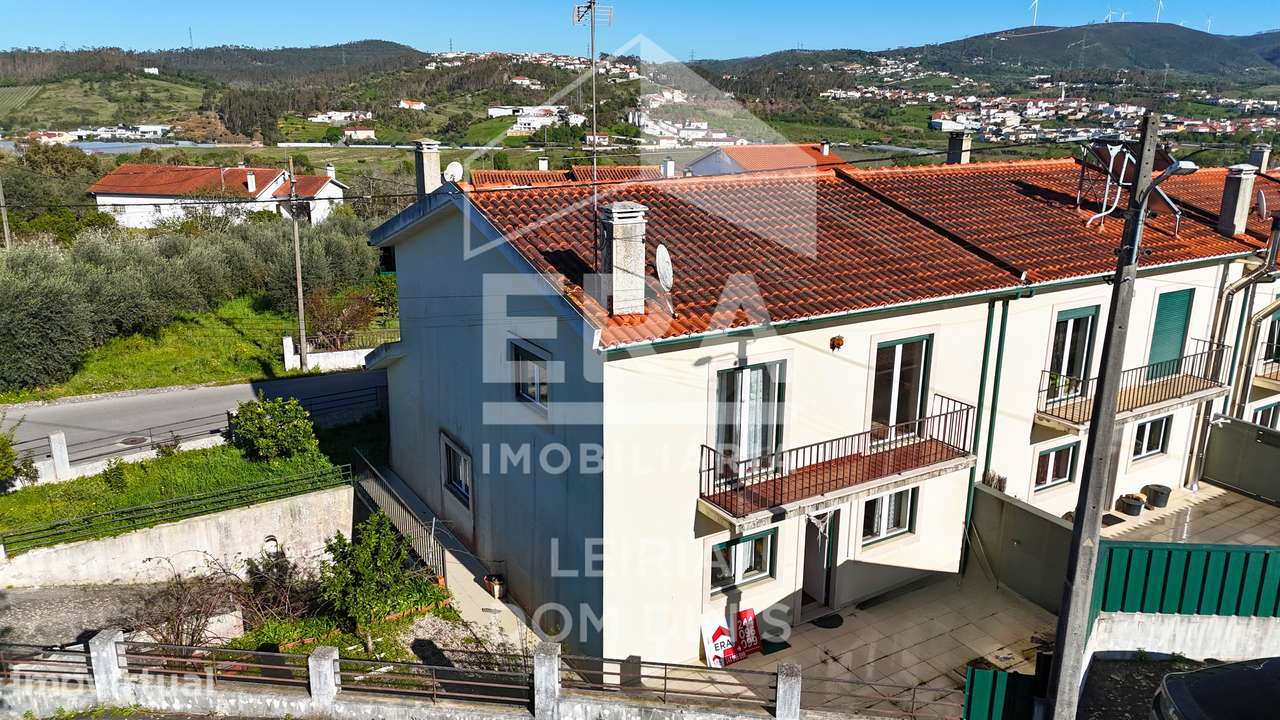 Moradia T4 localizada na zona de Lourais, Leiria - Grande imagem: 5/34