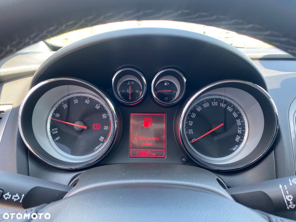 Opel Astra 1.4 Turbo - 22