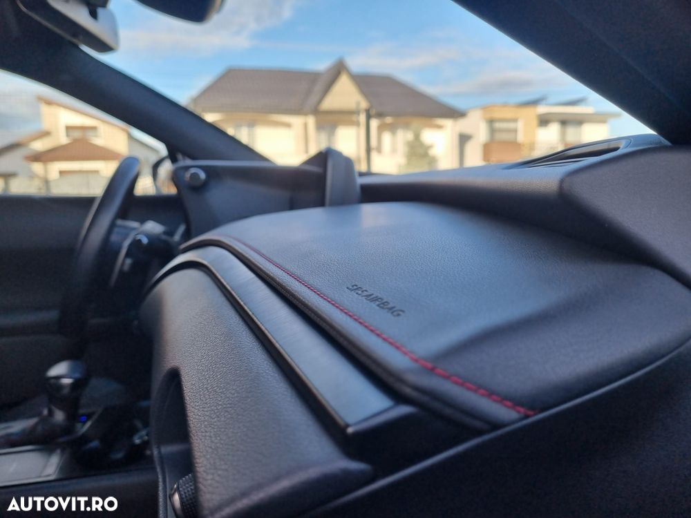 Lexus UX 250h (E-FOUR) F SPORT - 18