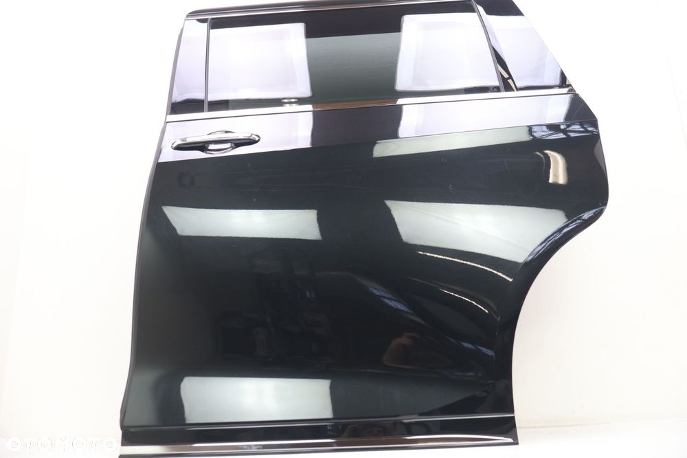 LEXUS LM II DRZWI LEWE TYŁ - 4