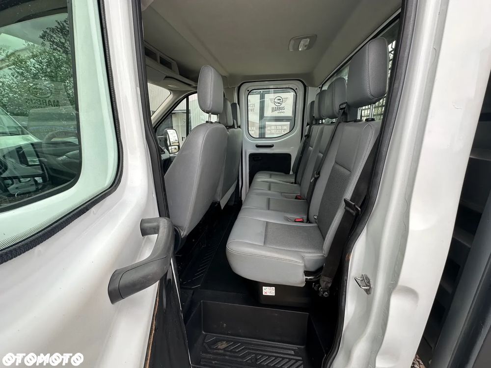 Ford Transit - 13