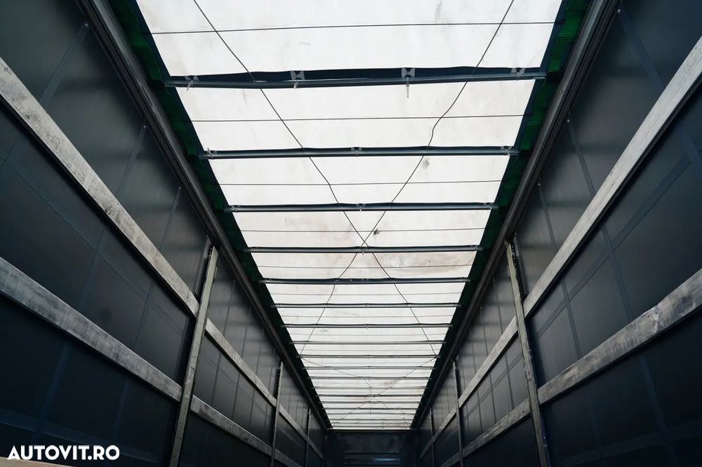 Fruehauf / CORTINĂ / STANDARD / LIFT 2.000 kg / BALCĂ PODEA PUTERNICĂ / AXE SAF - 30