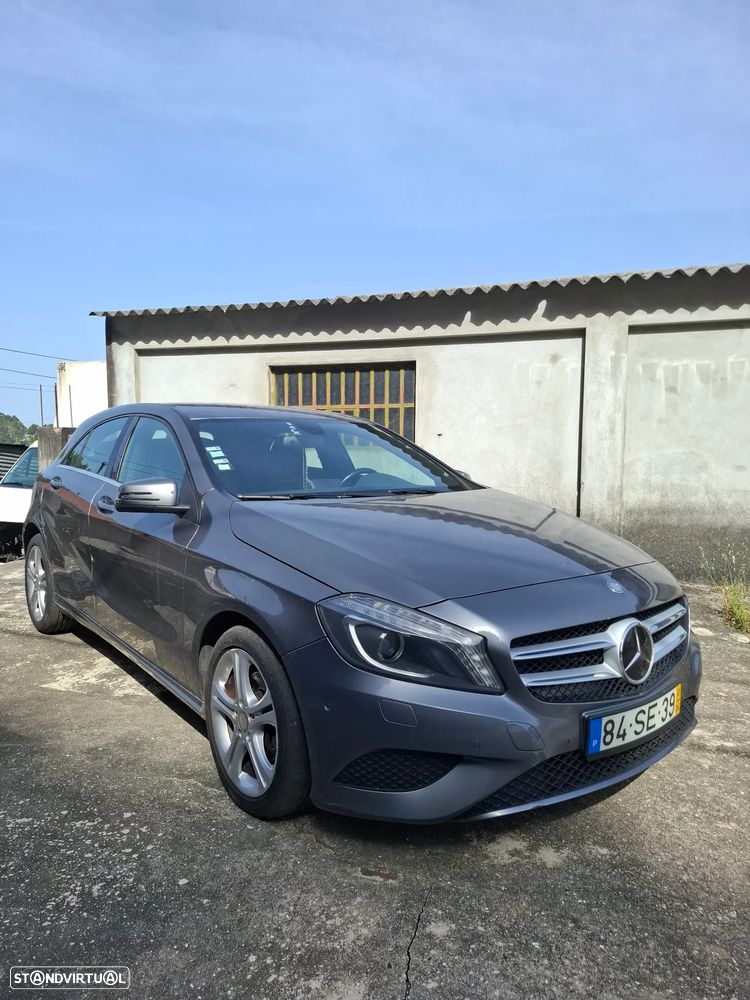 Mercedes-Benz A 200 CDI (BlueEFFICIENCY) 7G-DCT Urban - 6