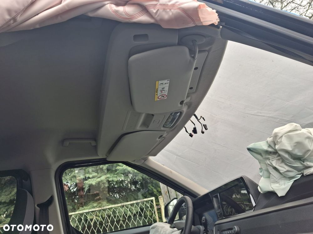 Ford Tourneo Courier 1.0 EcoBoost ACTIVE - 8