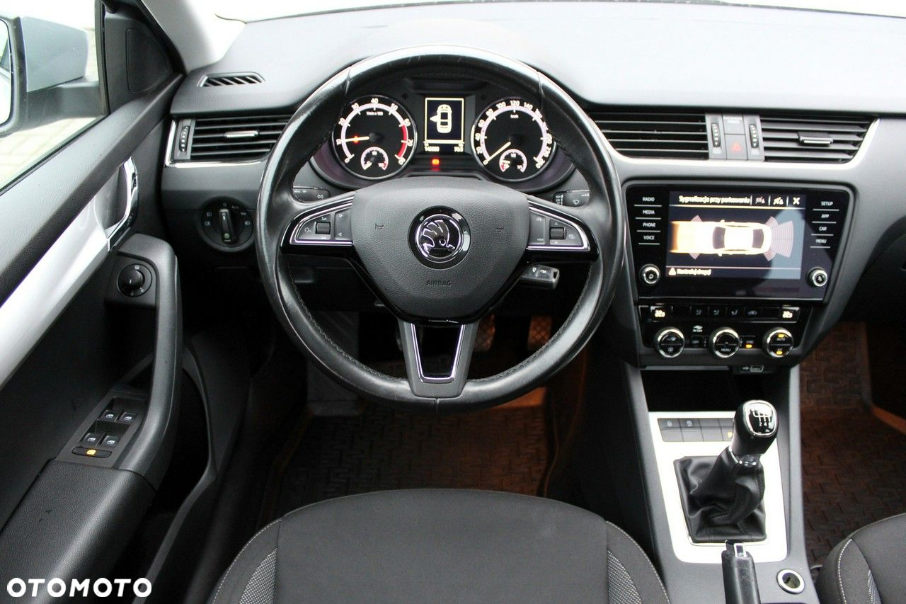 Skoda Octavia - 8