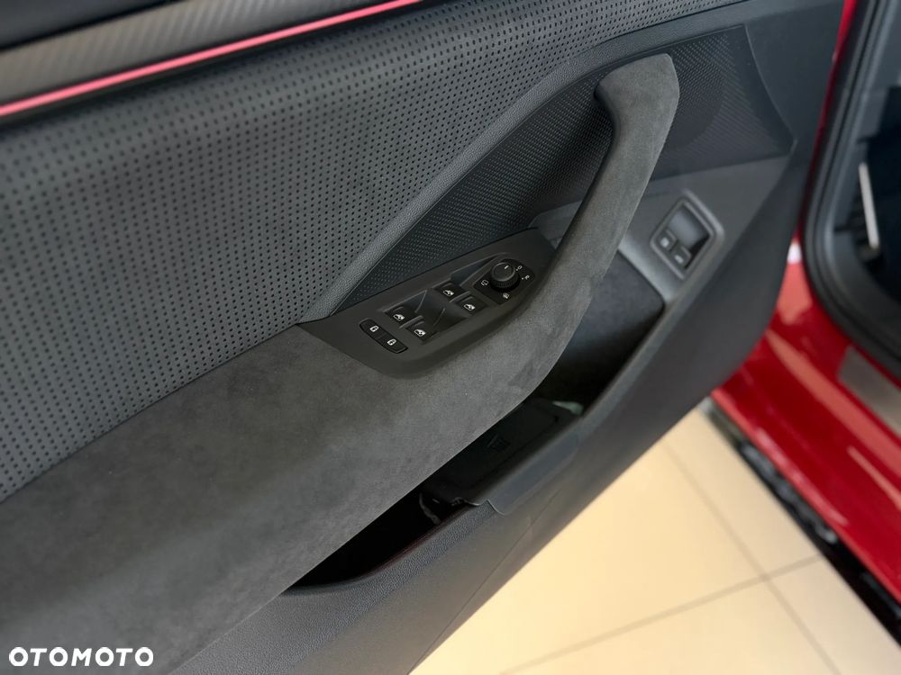 Skoda Superb 1.5 TSI Plug-in Hybrid Sportline DSG - 23