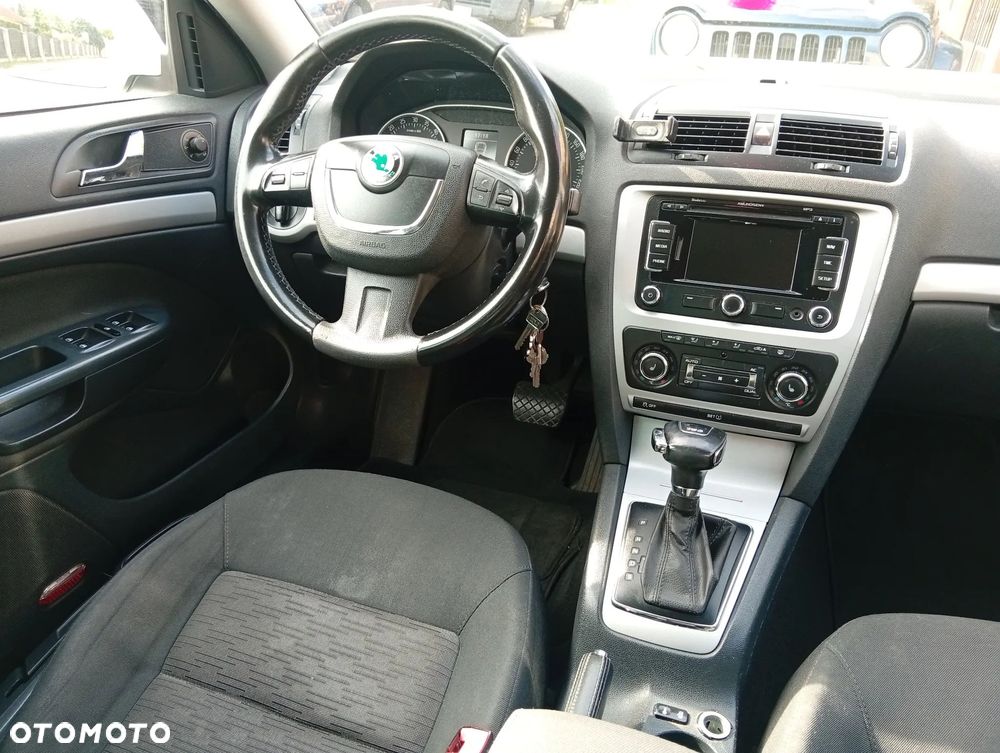 Skoda Octavia 2.0 TDI DPF Ambition DSG - 10