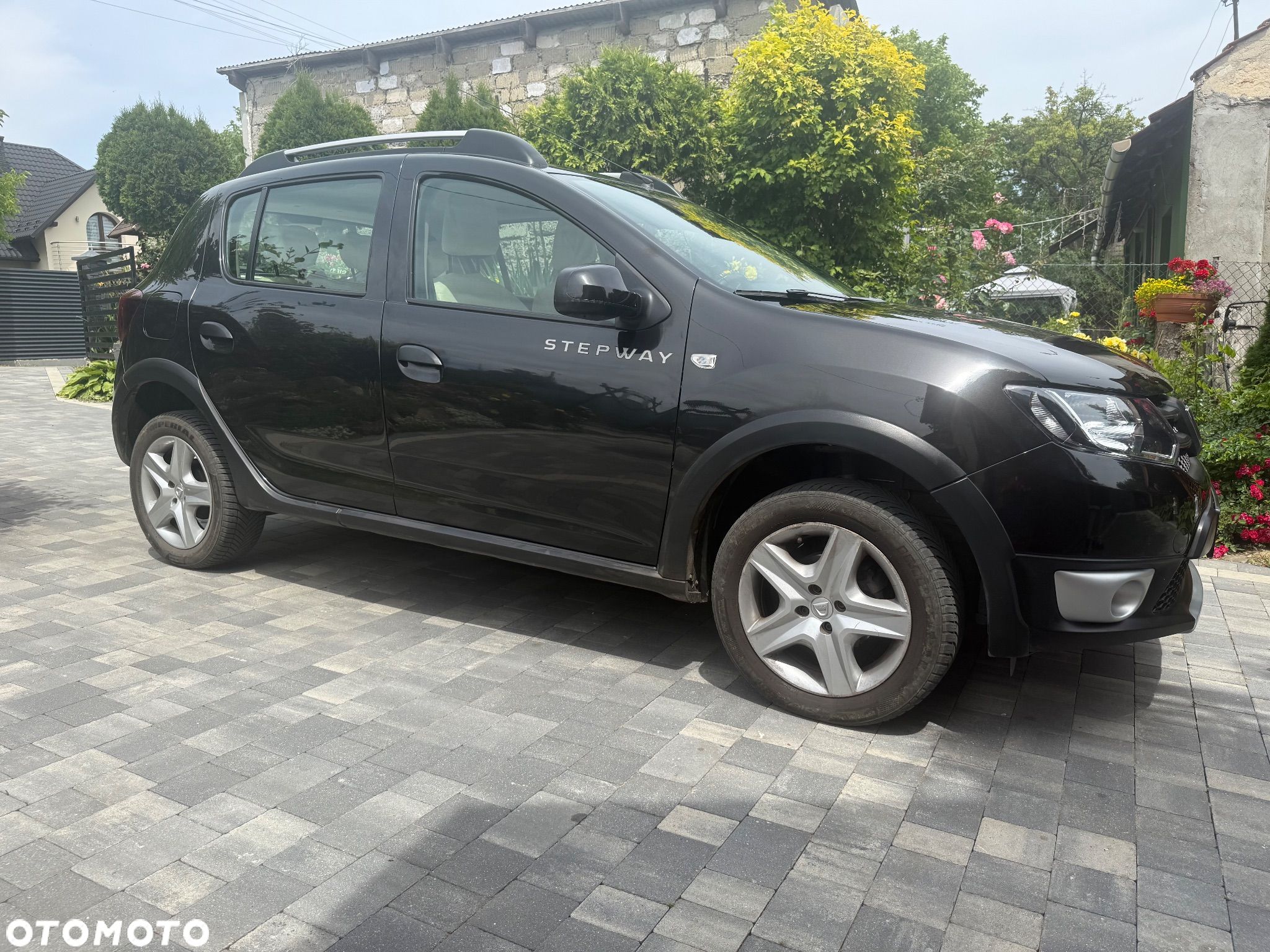 Dacia Sandero - 1