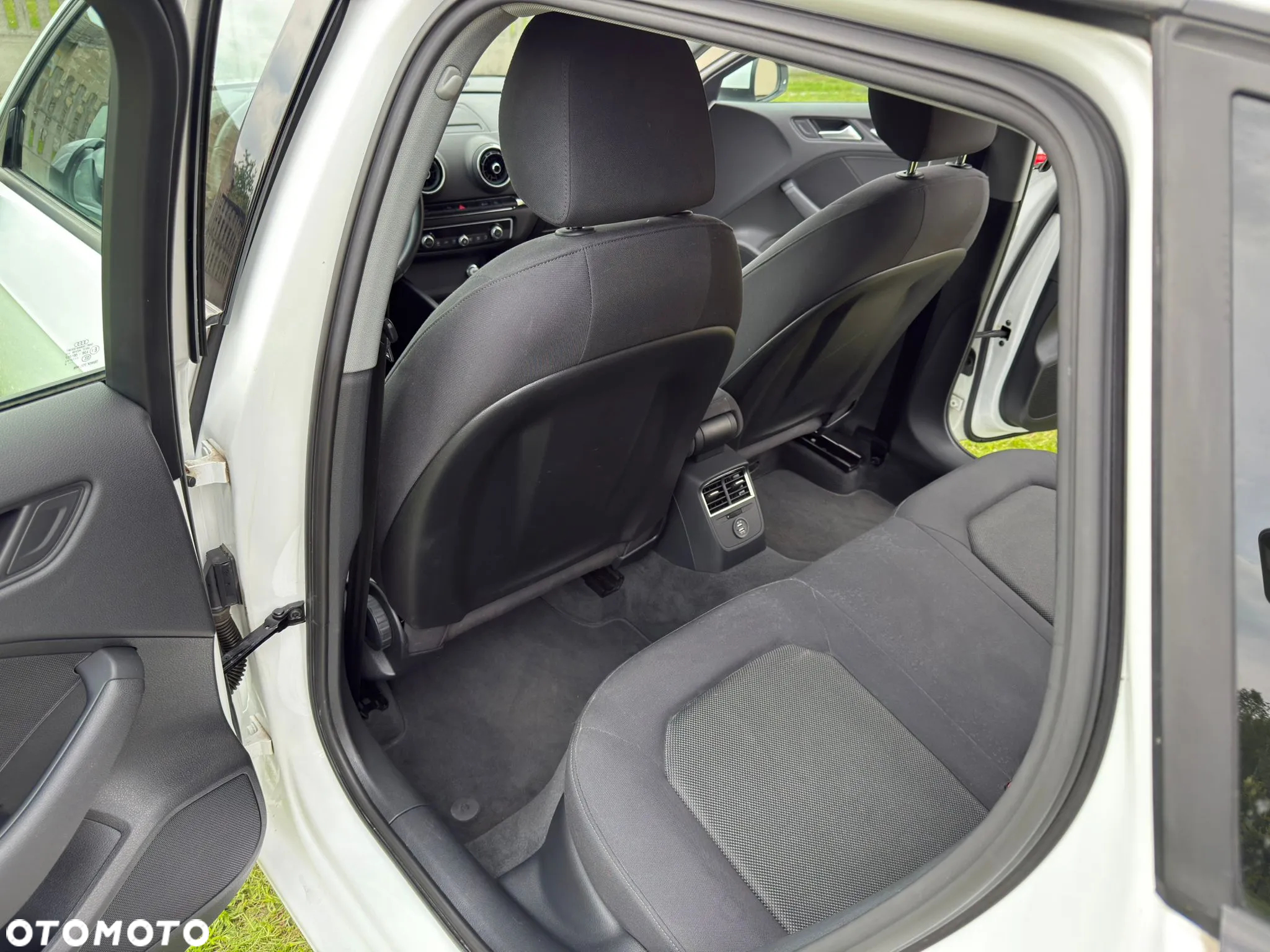 Audi A3 35 TFSI S tronic - 12