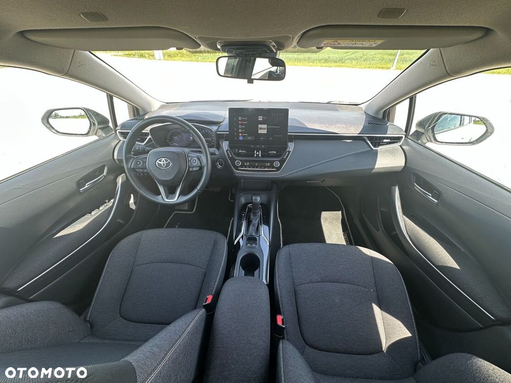 Toyota Corolla 1.8 Hybrid Comfort - 16