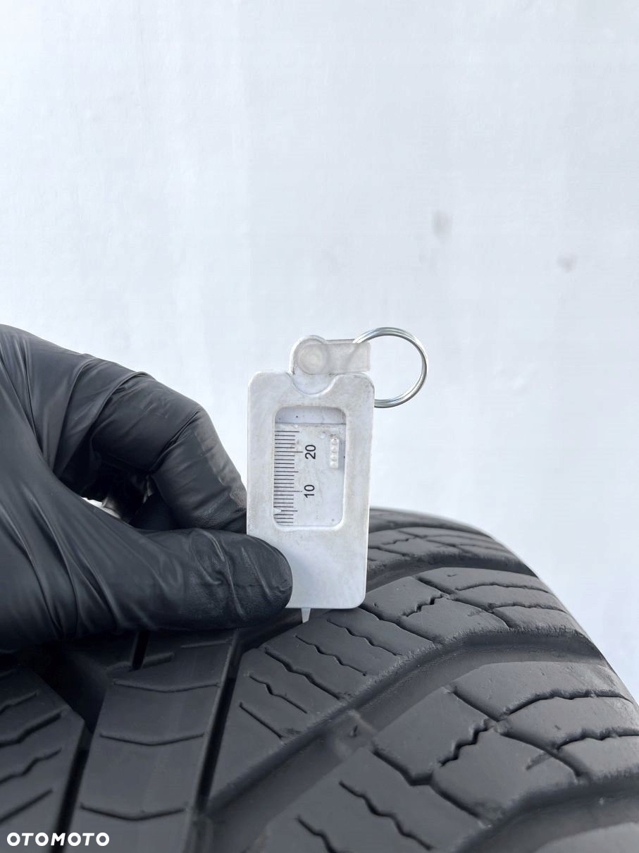OPONY 235/50/18 101V KUMHO SOLUS 4S HA31 - 4