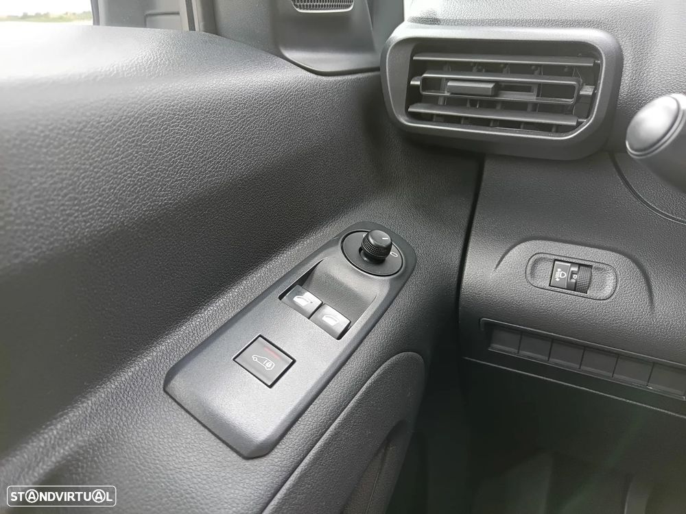 Peugeot Partner - 12