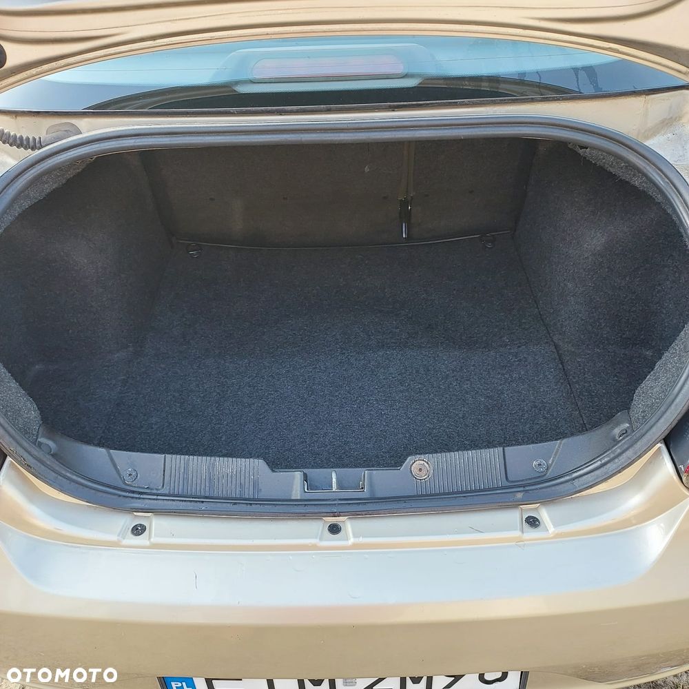 Fiat Linea 1.4 Active - 6
