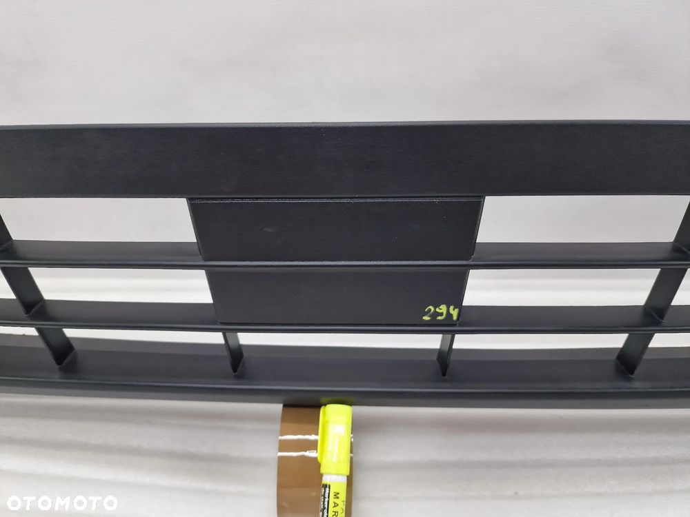 FORD TRANSIT CUSTOM LIFT 18- KRATKA ŚRODKOWA ZDERZAKA PRZEDNIEGO PRZÓD NA PDC , NR JK21-17K946-AC , NR AUKCJI KR294 - 2