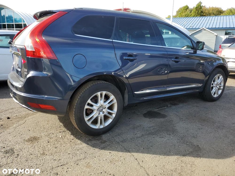 Volvo XC 60 - 4