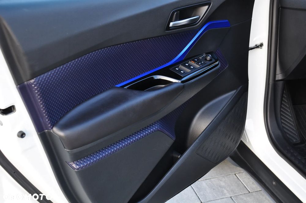 Toyota C-HR 1.2 T Prestige + LED CVT - 38