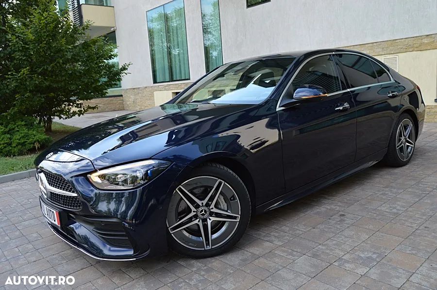 Mercedes-Benz C 300 4Matic 9G-TRONIC AMG Line - 19
