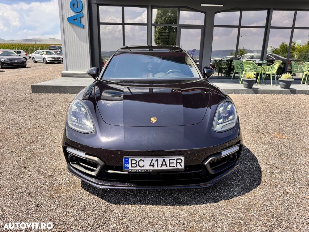 Porsche Panamera 4S Sport Turismo - 3