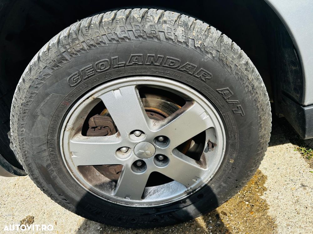 Mitsubishi Outlander 2.2 DI-D 4WD TC-SST Intense+ A06 - 13
