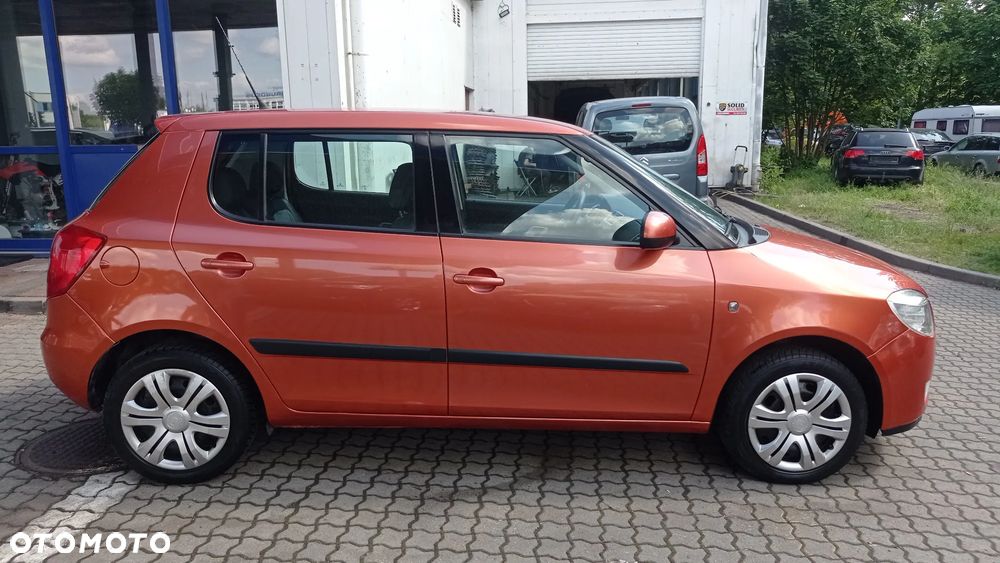 Skoda Fabia 1.6 16V Style - 23
