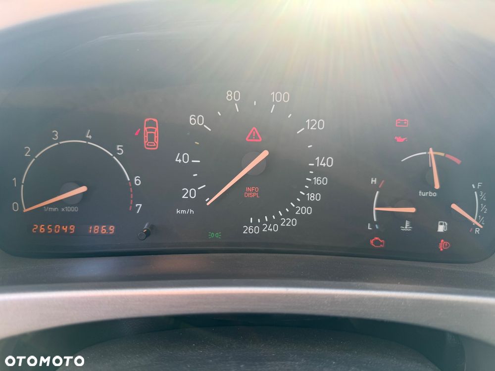 Saab 9-5 2.3TS Aero - 14