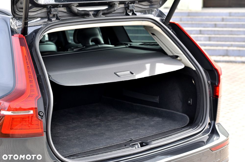 Volvo V60 D3 Geartronic Momentum Pro - 19